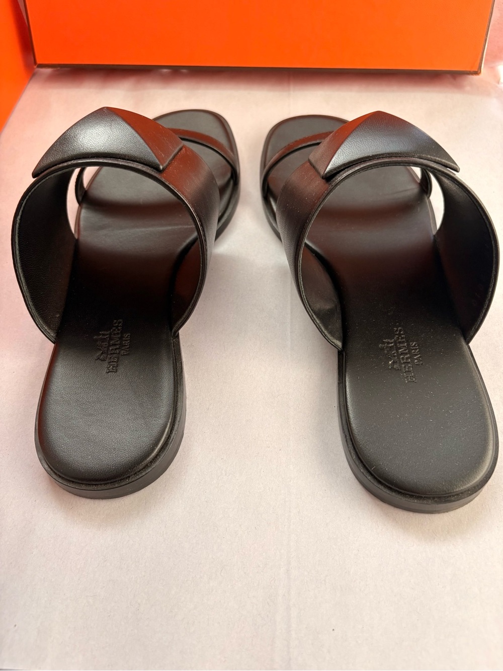 Hermès Caia Slides
Black 37 Preowned - Picture 8 of 11